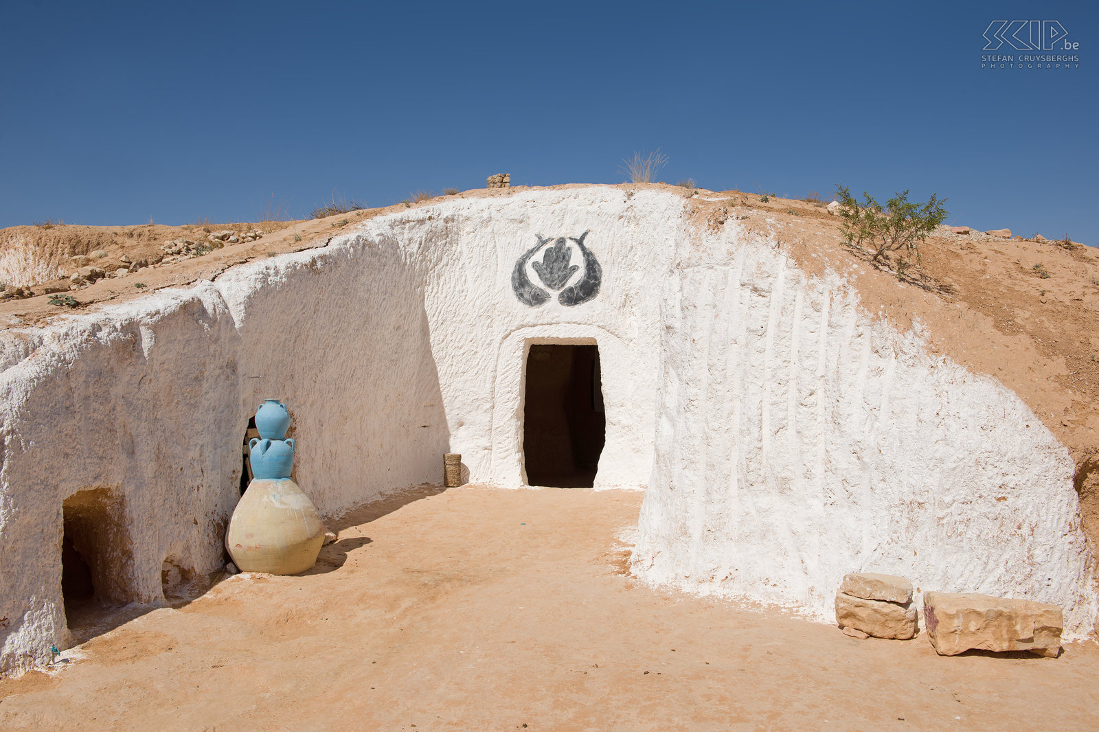 Matmata Matmata of Metmata is een kleine Berber stadje dat bekend is omwille van de traditionele ondergrondse 'troglodyte' woningen. Stefan Cruysberghs